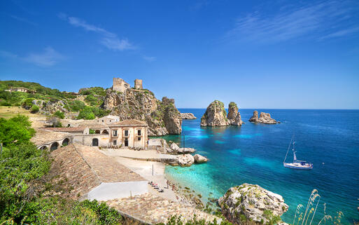 © mradlgruber / Shutterstock.com Blick auf Tonnara di Scopello © mradlgruber / Shutterstock.com