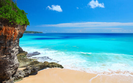 Blick auf den türkisen indischen Ozean © Dudarev Mikhail / Shutterstock.com