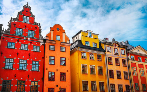 Stortorget, der große Platz, mitten in der Altstadt von Stockholm © Adisa / Shutterstock.com
