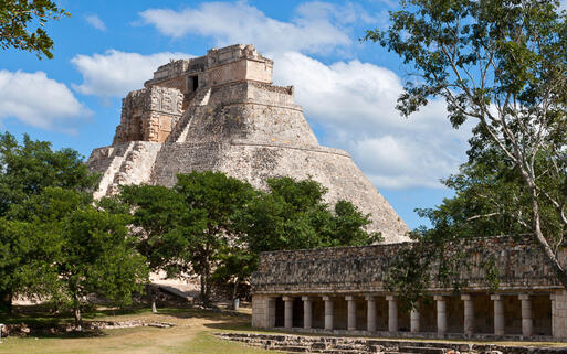 © f9photos / shutterstock.com Maya Pyramiden von Magician, Adivino © f9photos / shutterstock.com