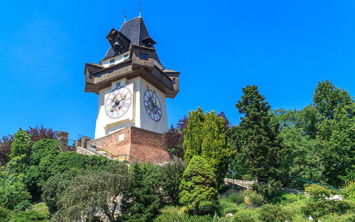 © Bertl123 / shutterstock.com Uhrturm am Schlossberg in Graz © Bertl123 / shutterstock.com